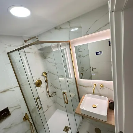 Aeroporto Apartment Lissabon