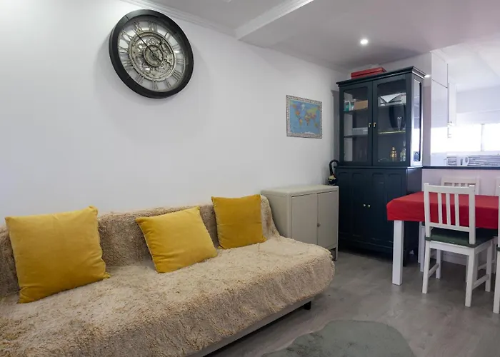 Aeroporto Апартаменты *