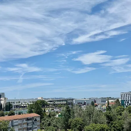 Aeroporto Апартаменти *